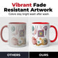 Taza de café de cerámica con motivos de ganchillo y punto